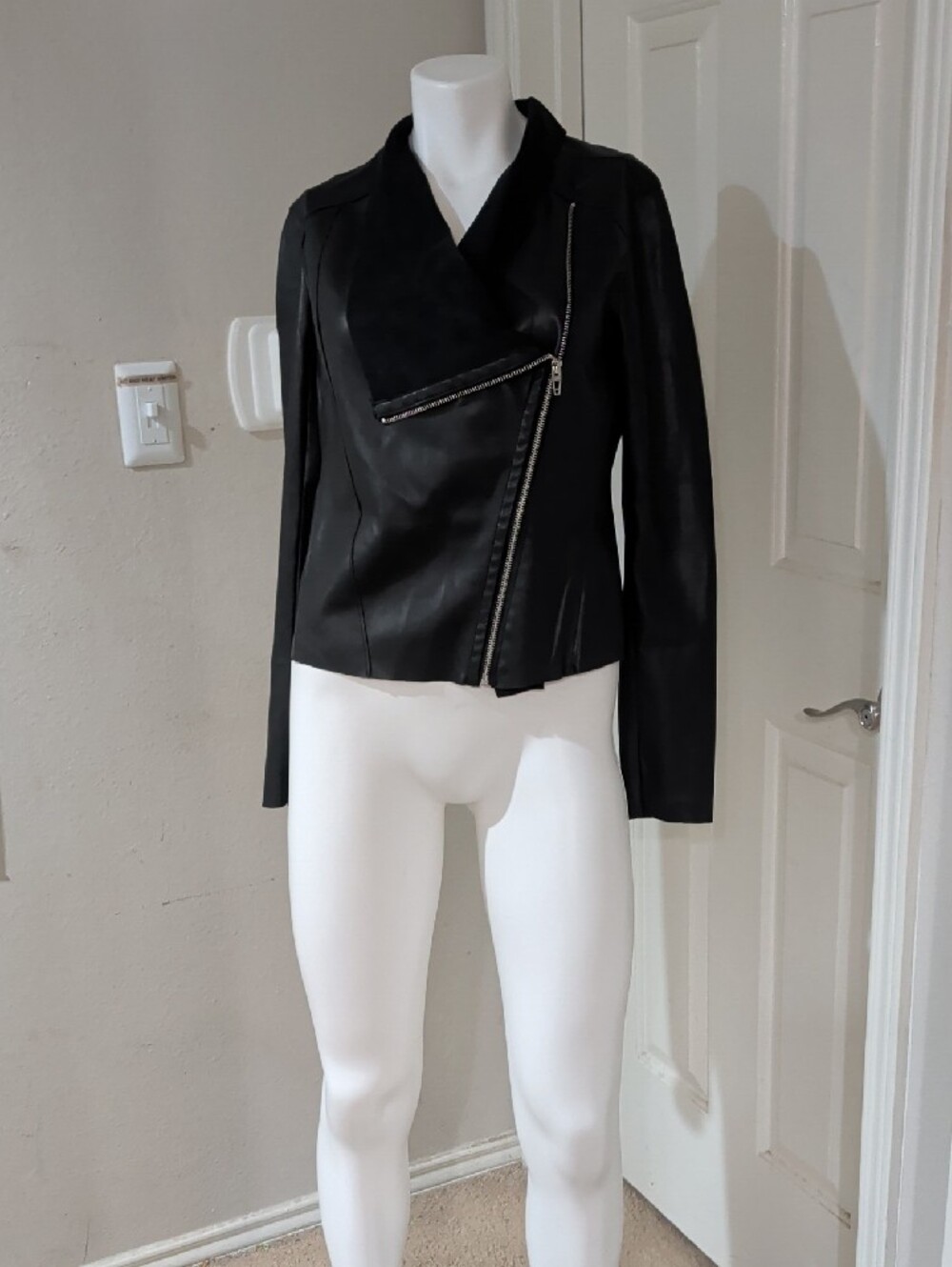 Blank NYC Black Faux Leather Asymmetrical Zip Moto Jacket Women's Medium